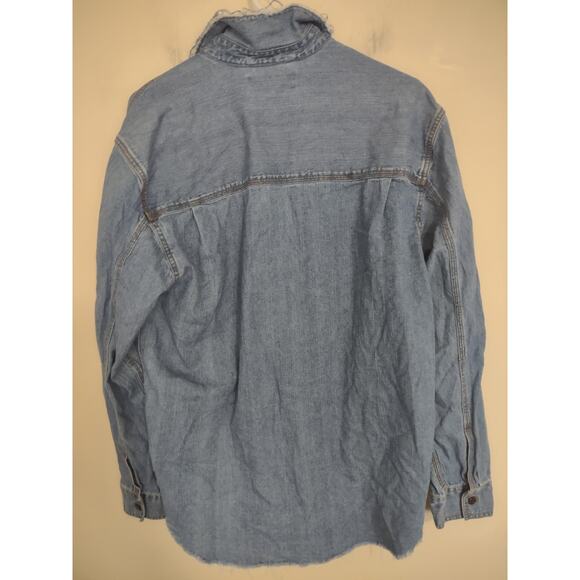 Vintage Levi's Strauss Denim Button Up Shirt Medium Lightly Distressed Casual - Picture 6 of 6